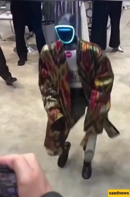 عرض ساحر للروبوت البشری فی أسبوع الابتکار 2025 فی طشقند: استعراض مثالی للتکنولوجیا فی أوزبکستان