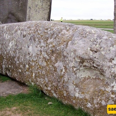 حجر عملاق یزن 6 أطنان انتقل لمسافه 700 کیلومتر قبل 5000 عام