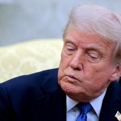 هل تردد الأمریکیون؟ الحرس الثوری یکشف هزیمه الأسطول الأمریکی فی هجوم على إیران