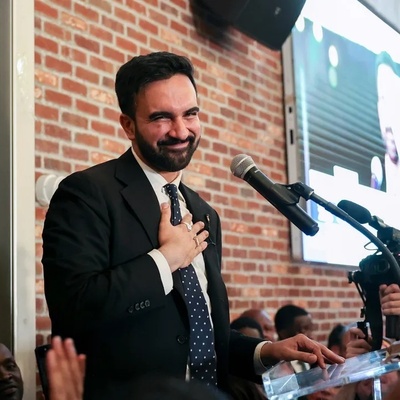 طعنه من صحیفه الجمهوریه الإسلامیه لمعجبی عمده نیویورک: لا تفرحوا کثیرًا بممدانی… الکثیرون غیّروا موقفهم تمامًا بعد الانتخابات!