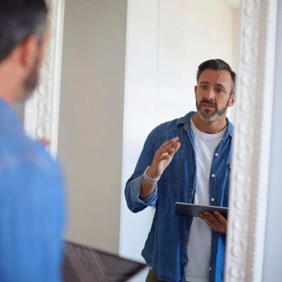 3 أسباب مهمه یجب أن تتحدث بها مع نفسک کل یوم (السبب الذی یبحث عنه الجمیع الآن)