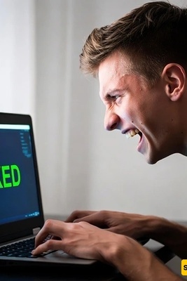 کیفیه حمایه الکمبیوتر المحمول من الاختراق: العلامات والحلول