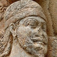 القبر الغامض لارتاکسرکس الثانی: أعجوبه هندسیه إیرانیه عمرها 2500 عام