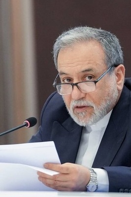 إیران وسلطنه عُمان تقتربان من التوصل إلى اتفاق بشأن محادثات مضیق هرمز