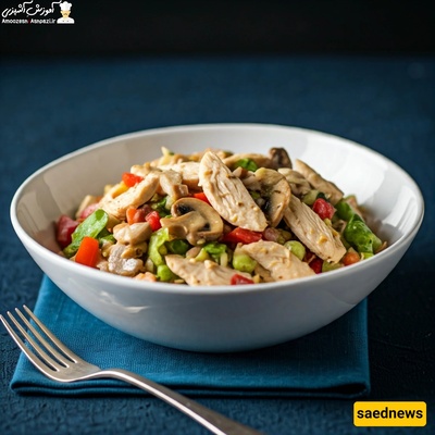 طریقه تحضیر سلطه الدجاج والفطر الدافئه – غداء سریع ولذیذ