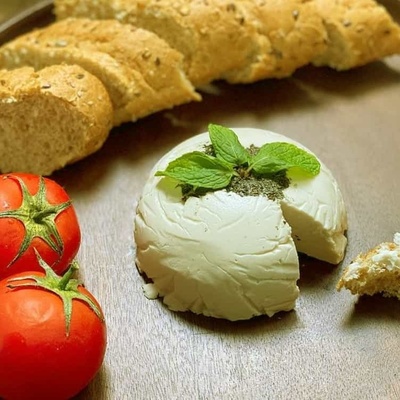 کیف تصنع جبنًا نباتیًا لذیذًا! ✅