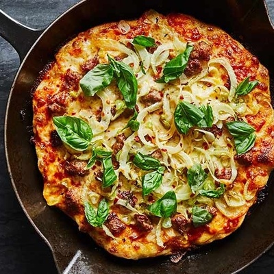 طریقه صنع بیتزا سریعه بدون عجین أو فرن