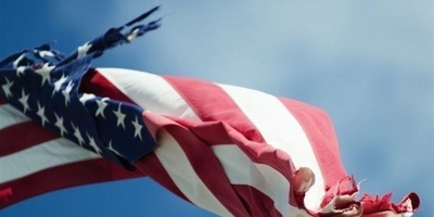 ارتفاع عدد الأمریکیین الذین یرفضون إداره ترامب للحکومه، وفق استطلاع AP-NORC