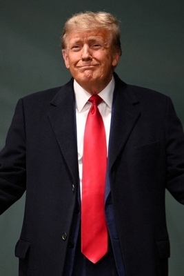 ترامب: سنبیع طائرات F‑35 للسعودیه… وربما نهاجم المکسیک وکولومبیا أیضًا