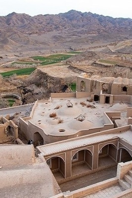 قلعه خرانق التاریخیه بعد الترمیم