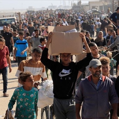 غزه لیست مکانًا للنجاه: إسرائیل تقتل وتوجه التحذیرات القاتله