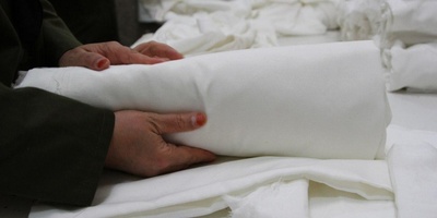 لماذا یکون کفن الموتى أبیض؟