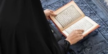 العنوان: الفضائل العظیمه لتلاوه سوره العادیات: البرکات والأسرار الخفیه فی آیاتها