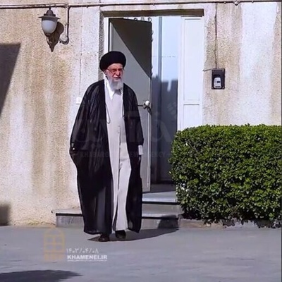 الزعیم الأعلى الإیرانی: «أولادی وعائلتی یتسوقون بأنفسهم — وهم یلاحظون تغیّر الأسعار أیضًا»