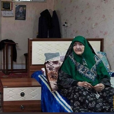 صور لوجه الحنون والمحبوب لوالده السید إبراهیم رئیسی فی منزلها بمشهد + صور