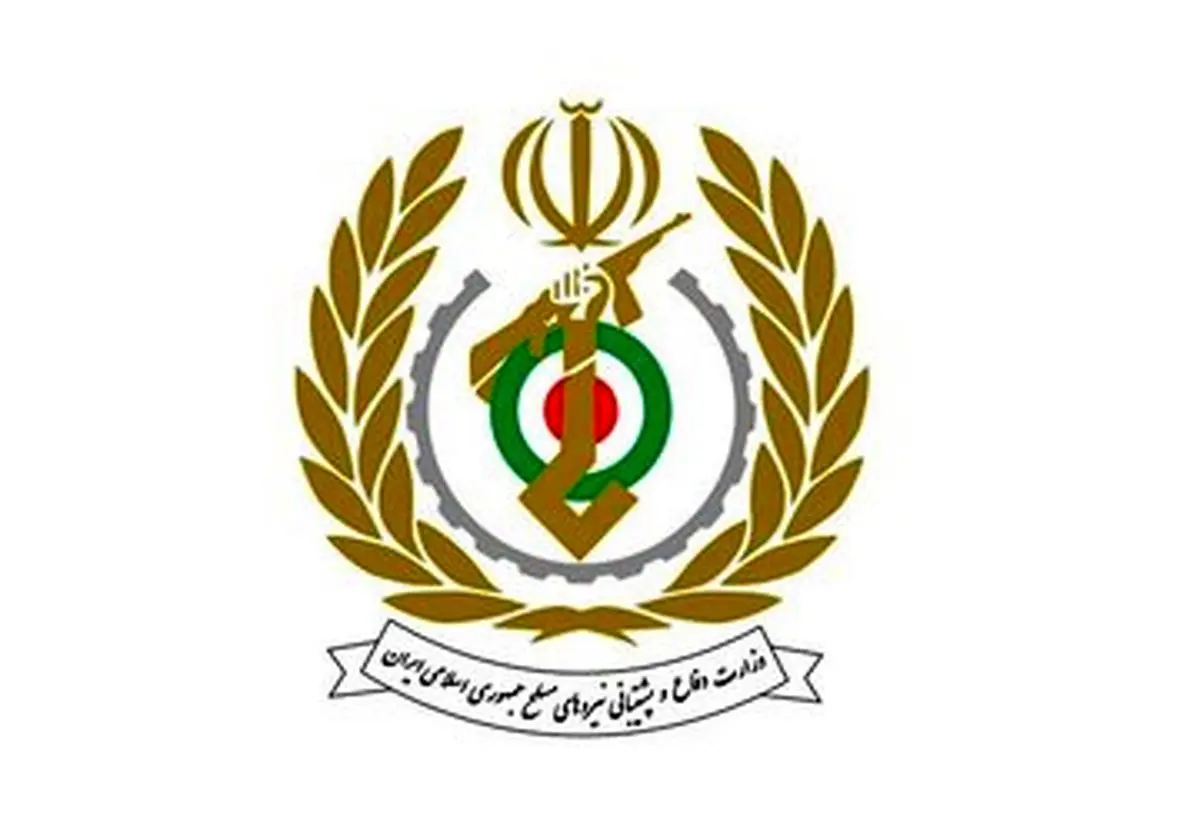 وزاره الدفاع الإیرانیه تحتفل بیوم الصناعه الدفاعیه برسائل ردع حازمه