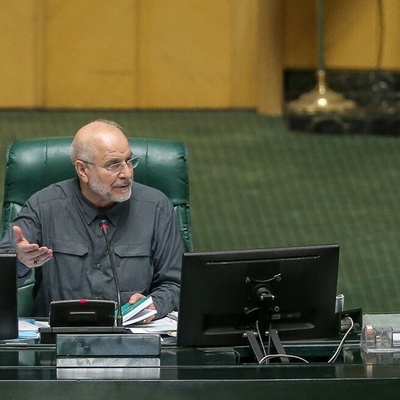 قالیباف: الشعب الإیرانی لا یقبل الاستبداد