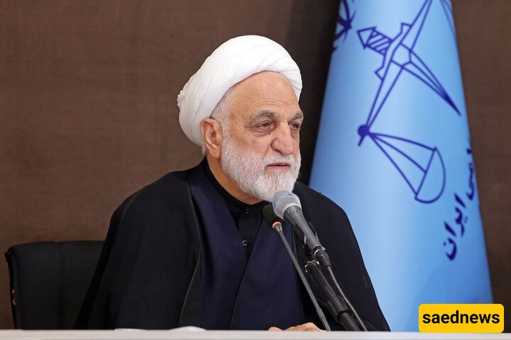 رئیس السلطه القضائیه یعزی باستشهاد رئیس الوزراء ومجموعه من وزراء الحکومه الیمنیه