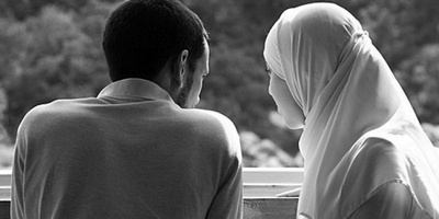 هل تبطل العلاقه الزوجیه الصیام؟ علماء الدین یجیبون عن أسئله حول العلاقات الزوجیه فی رمضان