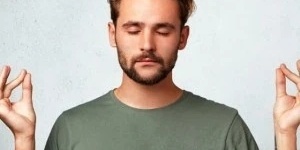 الأسباب الرئیسیه لقله الترکیز وطرق بسیطه لتحسینه
