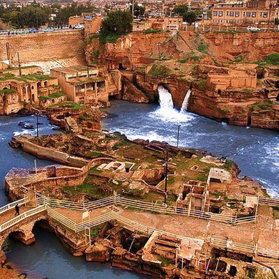 المنشآت المائیه فی شوشتر وعبقریه العماره على مدى 2000 عام