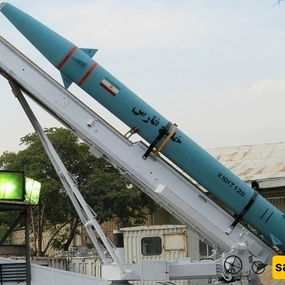 الصواریخ الإیرانیه المزینه بصور السید حسن نصر الله ویحیى السنوار تثیر الرعب فی قلوب العدو + صوره