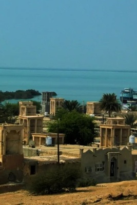 بین البحر والنخیل… تعرّف على لافت، لؤلؤه الخلیج الهادئه