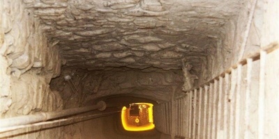 اکتشاف مومیاء مصریه مذهله فی بئر عمیق [صور]