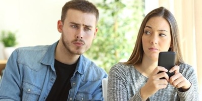 کیف تعرف ما إذا کان هاتفک یتم التحکم فیه أو التجسس علیه