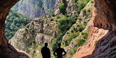 استکشاف ممتع لکهف داربند راشی المذهل فی جیلان، إیران: آثار السکن البشری القدیم + صور