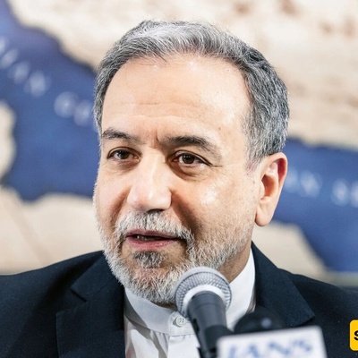 أراقجی: سیاسات إیران ثابته سواء اندلعت الحرب أم لم تندلع