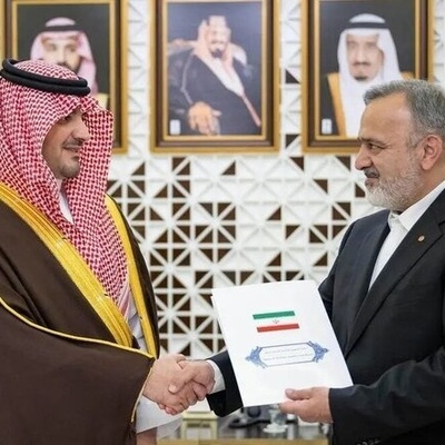 الرئیس الإیرانی یرسل رساله مکتوبه إلى ولی عهد السعودیه ✅