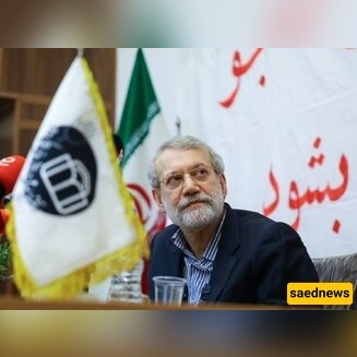 صحیفه أصولیه: کان یجب أن یتبوأ علی لاریجانی موقعه الحالی منذ سنوات... عاد إلى الساحه السیاسیه لإعاده التوازن