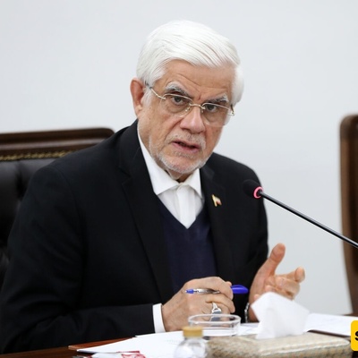 المتظاهرون الإیرانیون مختلفون عن المخربین: النائب عارف