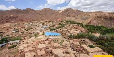 قریه تاریخیه مذهله فی یزد: وجهه ساحره لقضاء عطله لا تُنسى