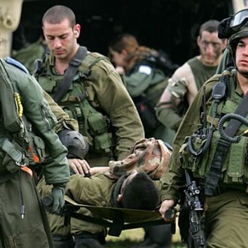 وسائل إعلام إسرائیلیه: إصابه ضابط وجندی إسرائیلیین فی معارک شمالی غزه