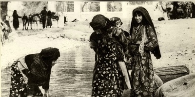 لقطه تاریخیه من الماضی: رحله إلى عهد ناصر الدین شاه القاجاری — من شوارع طهران إلى أزیاء رجال القاجار فی باغ شاه