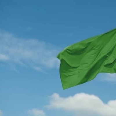 ما هی «العلامات الإیجابیه»؟ علامات العلاقه الصحیه والأمان العاطفی