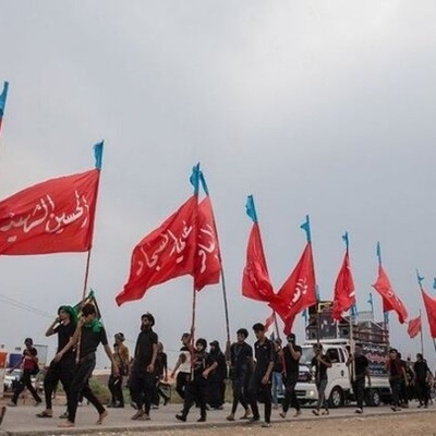 قافله الأربعین الطبیه الإیرانیه تتجه الى کربلاء المقدسه