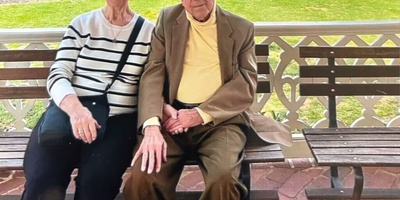 رجل قضى حیاته کلها أعزبًا وتزوج فی سن 93 + صوره