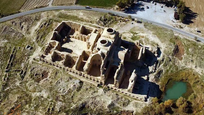 قصر أردشیر بابکان