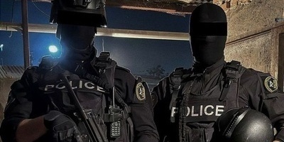 سکان خرم آباد یشکرون الشرطه على حمایه المدینه
