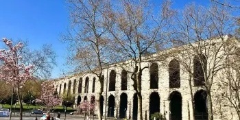 دلیل زیاره قناه میاه فالنس فی إسطنبول