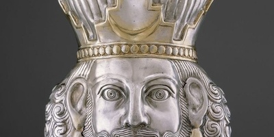 الفن الرائع للنقش فی إیران القدیمه: أطباق ذهبیه وفضیه تصور ملوک الساسانیین فی عرض متحف الهیرمیتاج، سانت بطرسبرغ! +صور