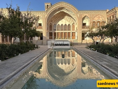 جوله رائعه فی بیت آمری، کنز من عصر زندی فی کاشان / من الغرف الملکیه ذات التصمیم الفرید إلى الأعمال الجصیه المذهله + فیدیو