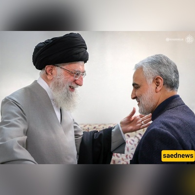 لقاء سری جمع الإمام الخامنئی والحاج قاسم سلیمانی فی مکتب بسیط ومتواضع +صوره