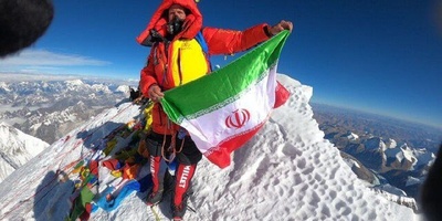 مشاهده انحناء الأرض من قمه إیفرست – مشهد یخطف الأنفاس تمامًا…