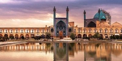 صوره تاریخیه غیر مسبوقه لساحه الإمام (نقش جهان) فی أصفهان من سبعینیات القرن الماضی