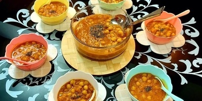 کیفیه تحضیر شوربه الحمص بدون لحم: طریقتان إیرانیّتان بسیطتان ومغذّیتان للطهی (مع الصور)