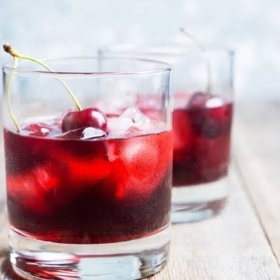 طریقه تحضیر لیموناده الکرز المنعشه والغنیه بالنکهه